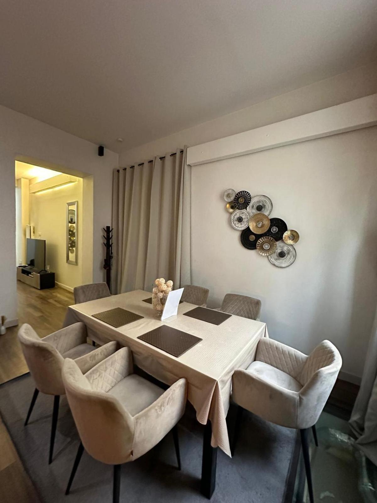 Appartamento Les Champs Elysees-125m2 Modern And Spacious